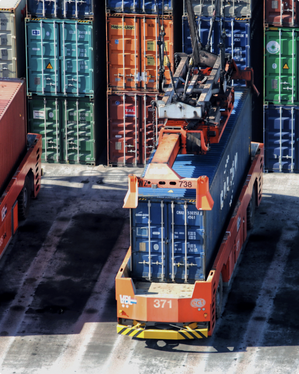 Export logistics containers